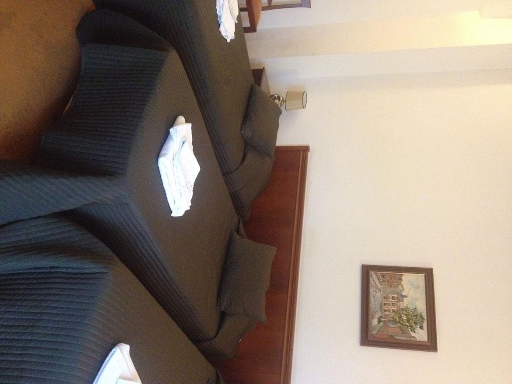 Hotel Reina 부쿠레슈티 외부 사진