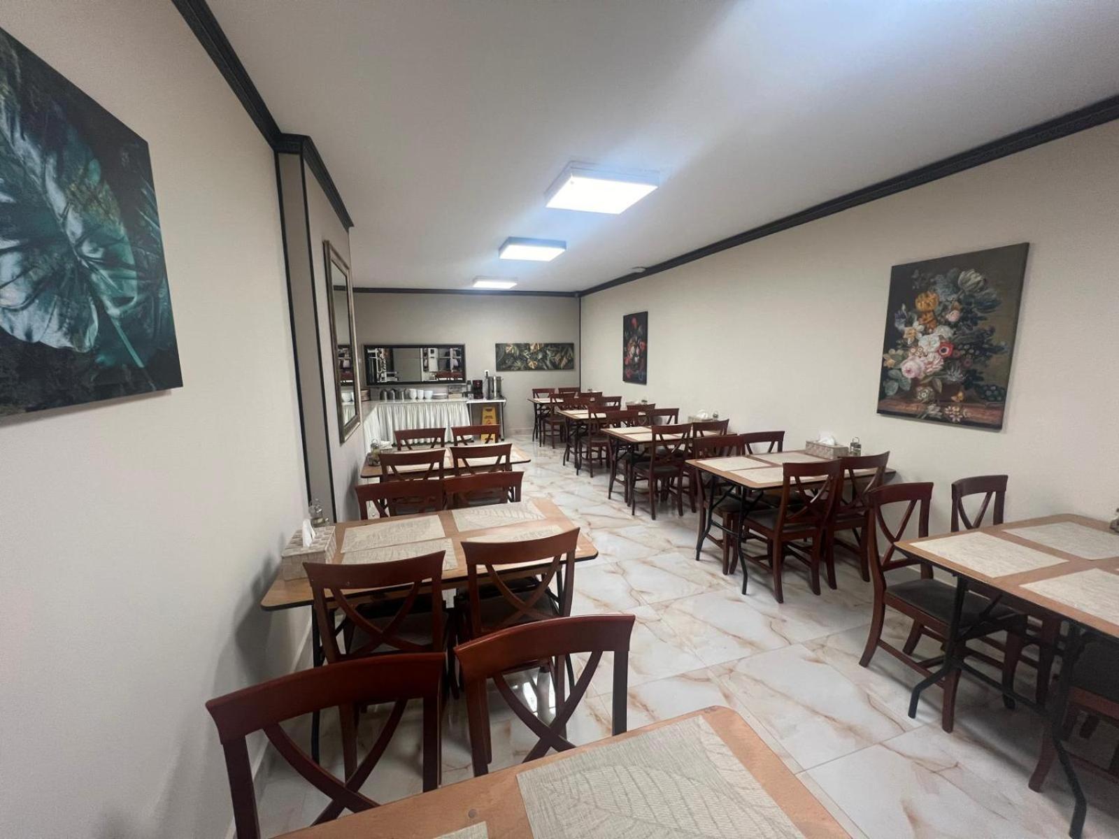Hotel Reina 부쿠레슈티 외부 사진