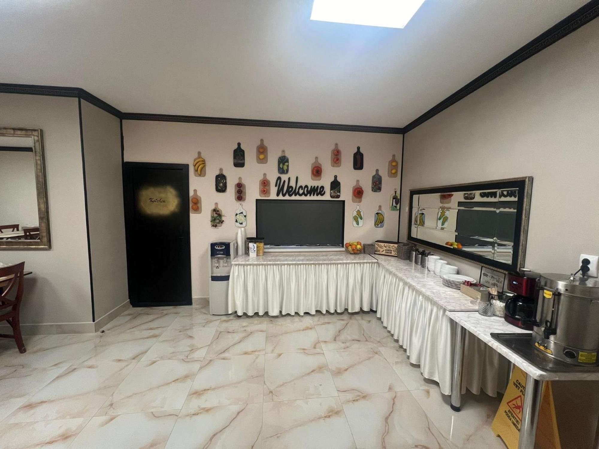 Hotel Reina 부쿠레슈티 외부 사진