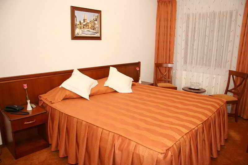 Hotel Reina 부쿠레슈티 외부 사진